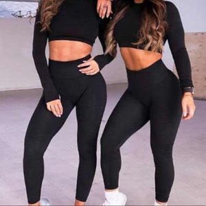 WOMENS YOGA TWO PIECE SET